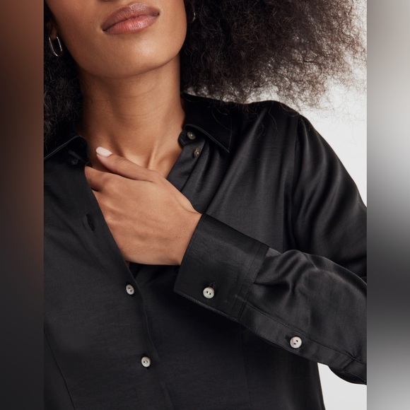 Madewell Darted Button-Up Shirt in Satin - Picture 6 of 9